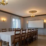 Holiday home Bon Aubrac Pour 12 Personnes